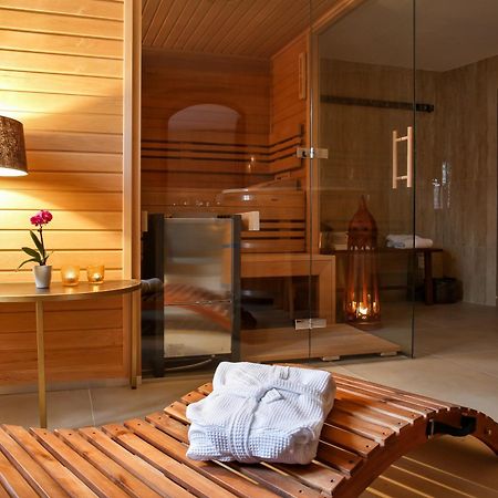 Castle Hotel & Wellness 波杰布拉迪 外观 照片