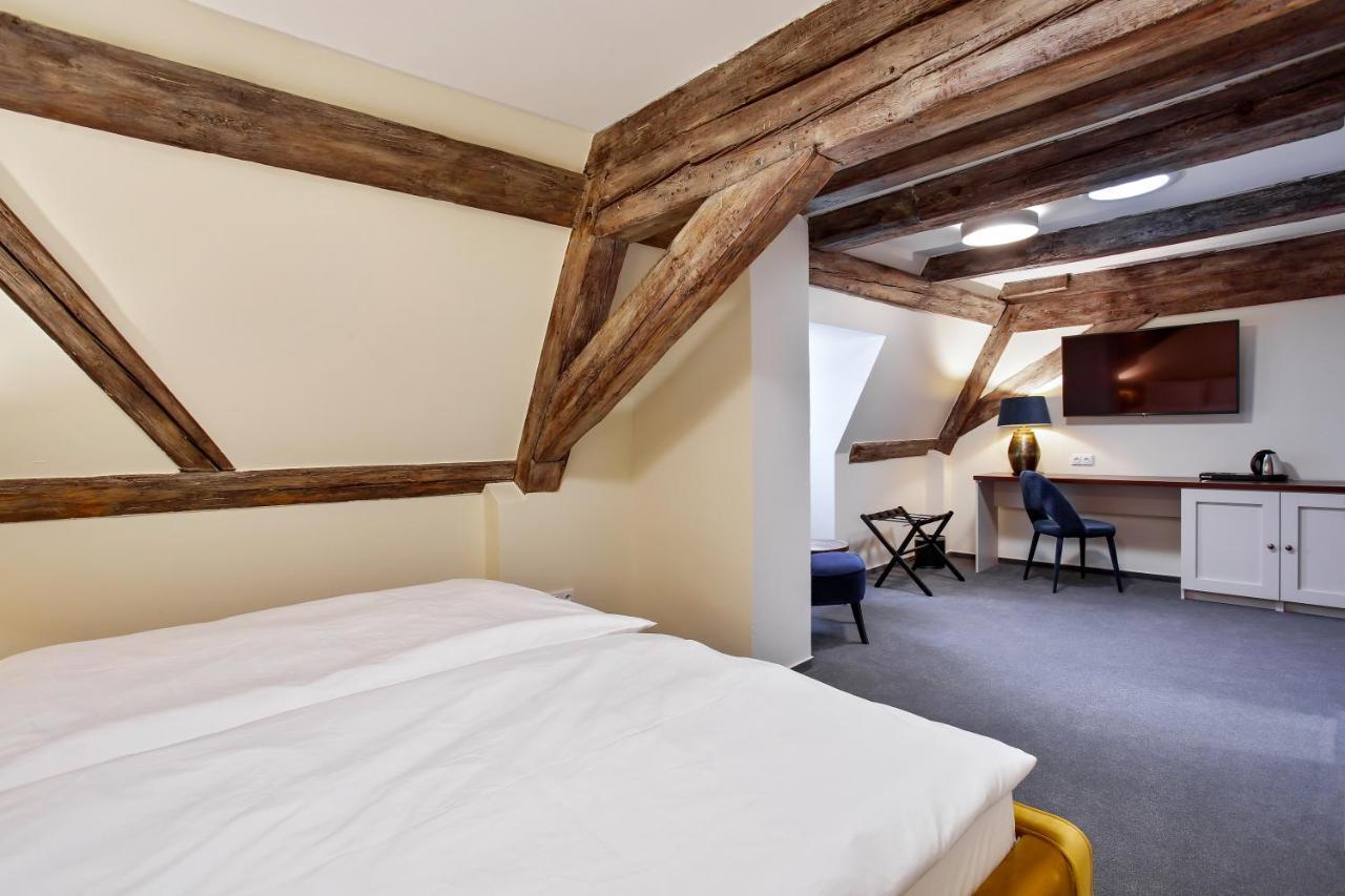 Castle Hotel & Wellness 波杰布拉迪 外观 照片