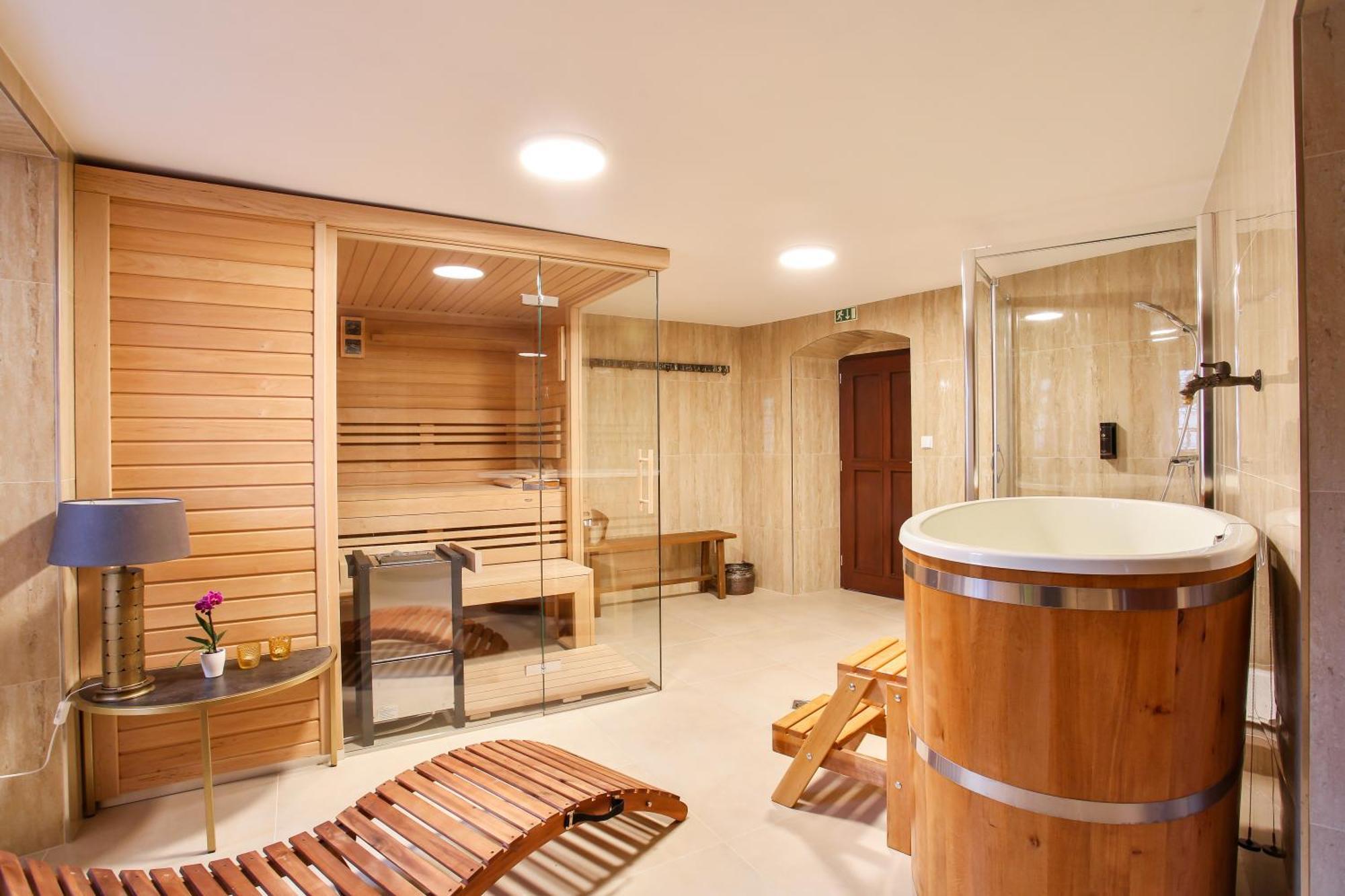 Castle Hotel & Wellness 波杰布拉迪 外观 照片