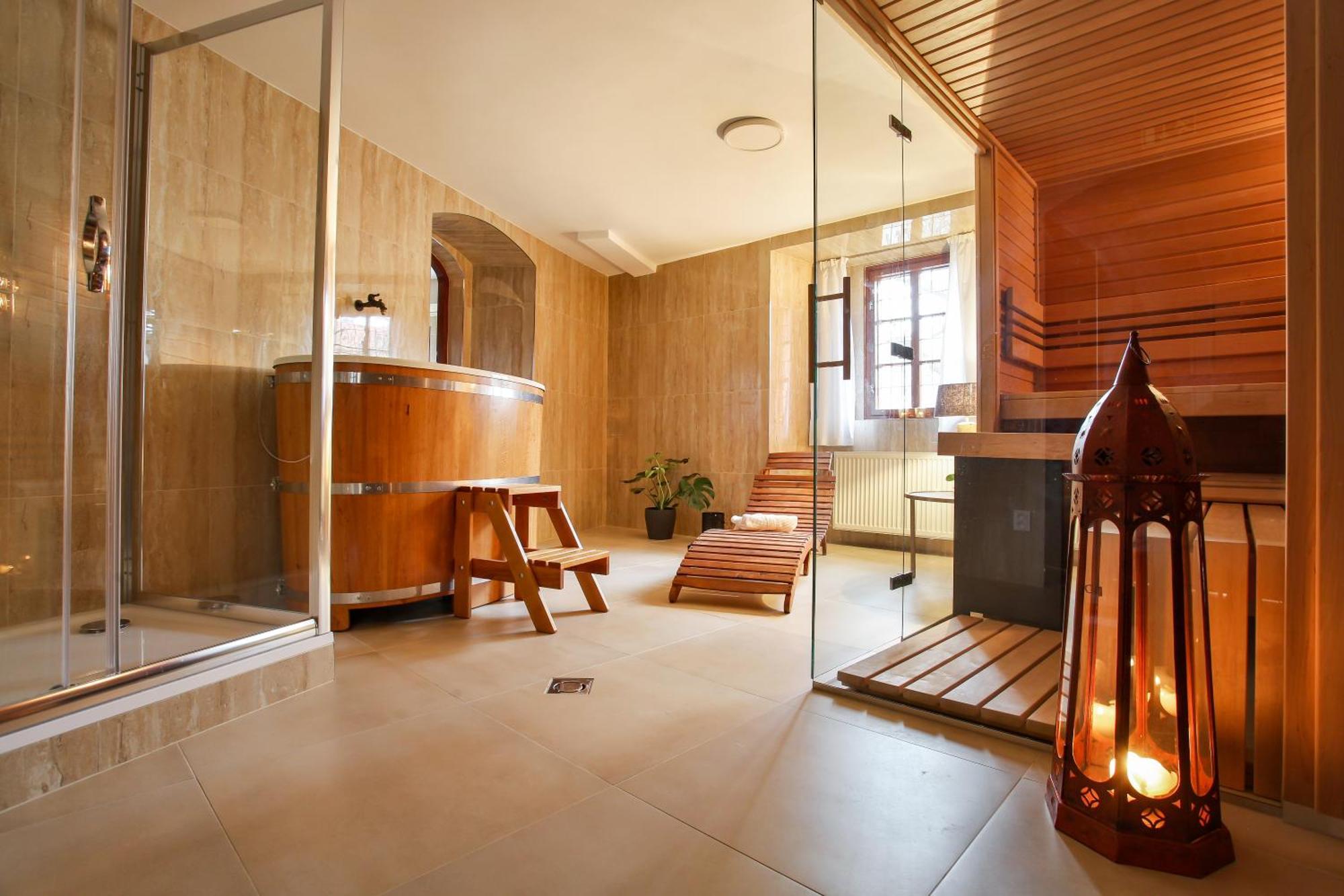Castle Hotel & Wellness 波杰布拉迪 外观 照片